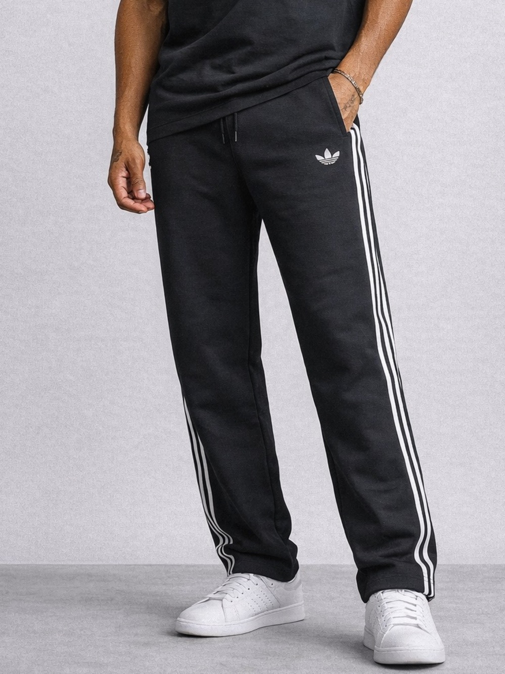 Adidas Originals Spacer Drill track Pants joggers Black 3 Stripe Mens size Small